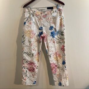 BETTY BARCLAY Sz 38 By Elements Slim Fit Mid Rise Slim Leg  Pants Jeans